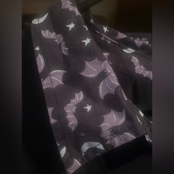 Retrolicious Tops - RETROLICIOUS 2xl bats collar tunic top Halloween goth witchy